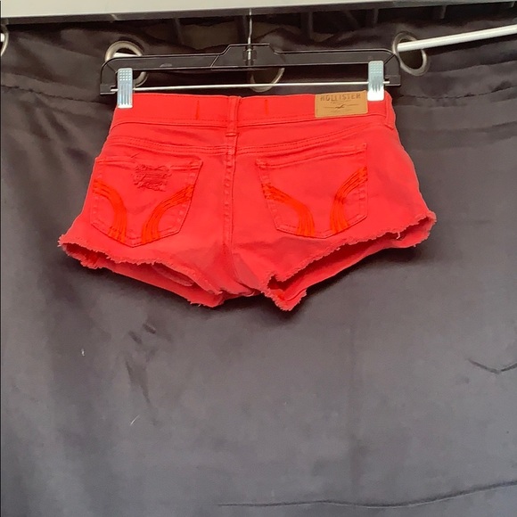 Red jean shorts - Picture 2 of 3